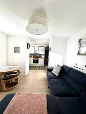 Homely Beachside Apartment in Newquay Town Centre!